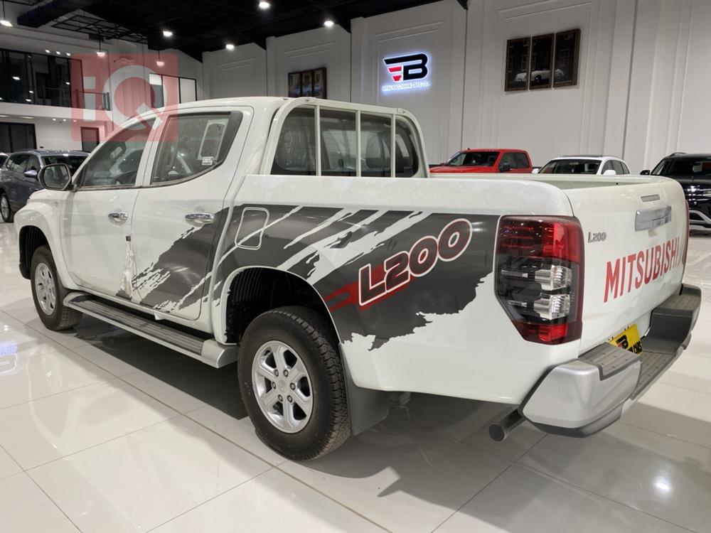 ميتسوبيشي L200